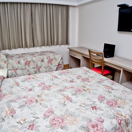 Hotel Golden Park Curitiba By Nacional Inn Kültér fotó